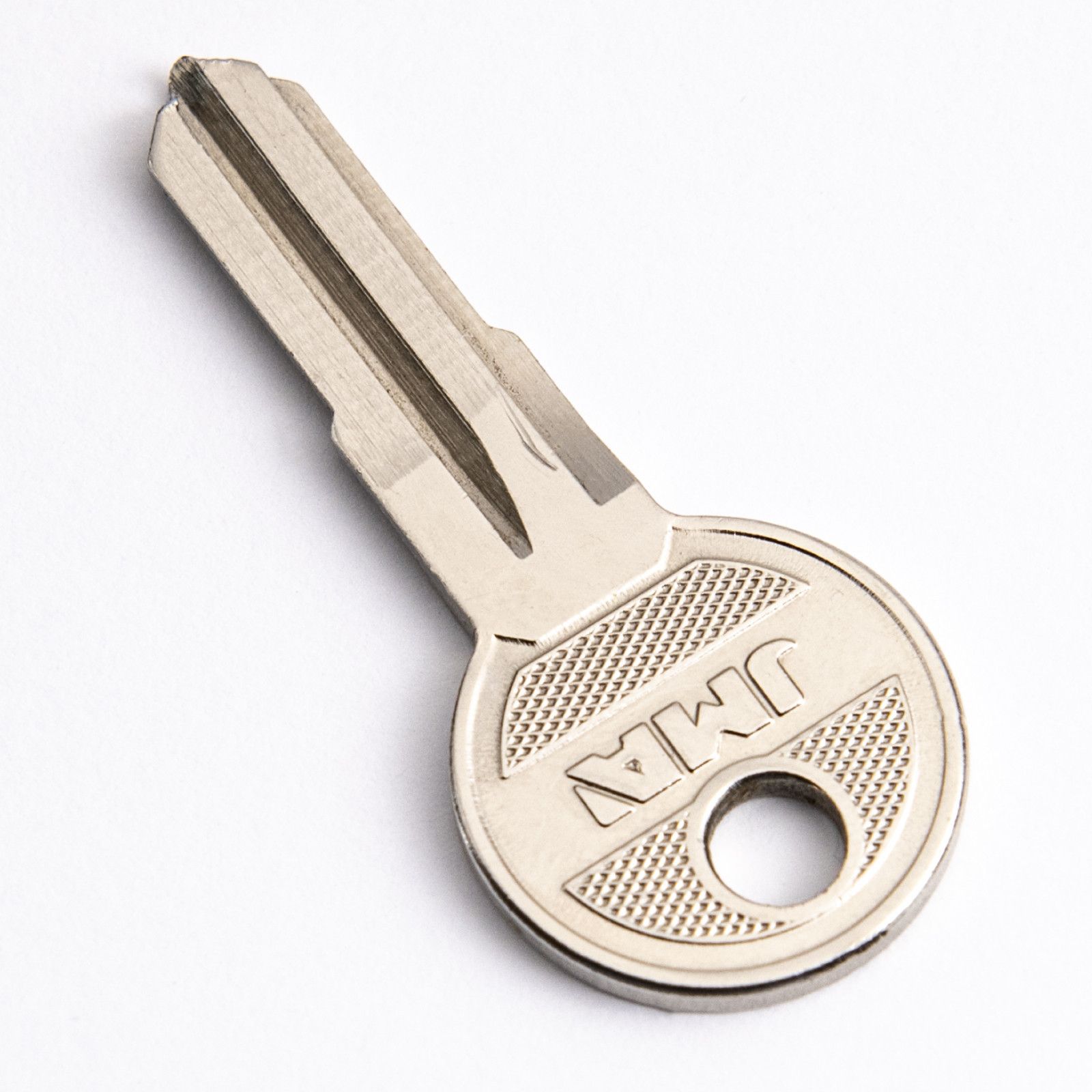 2 Thule Roof Rack Keys – Cut To Code, Key Codes 001-200, Aftermarket Replacement