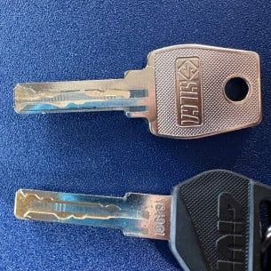 Givi Kappa Motorokhoz Csomagtartó doboz Kulcs 0001GI - 9999GI